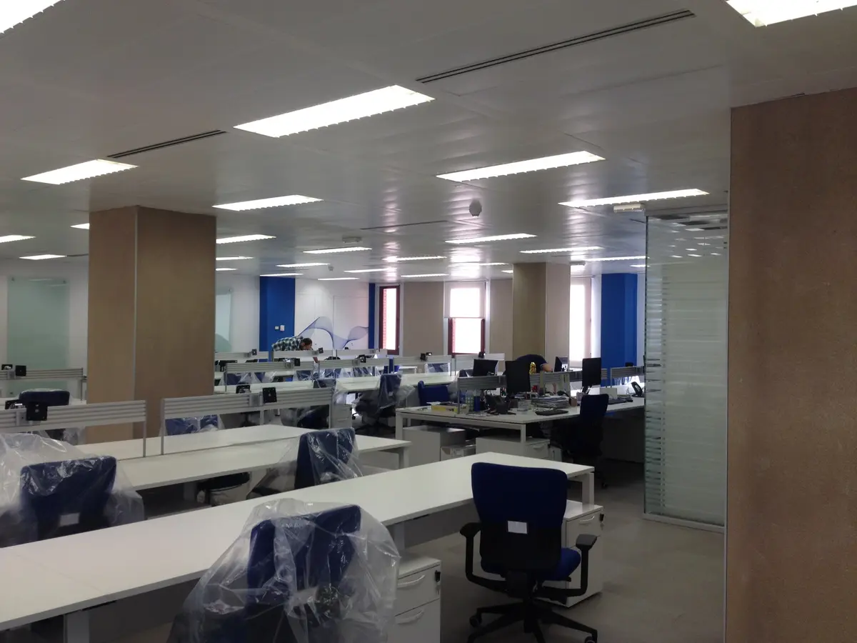 Oficina Aegon – Quiñones.